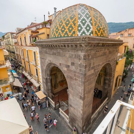 Palazzo Ammone - Sedil Dominova Apartment Sorrento Exterior foto