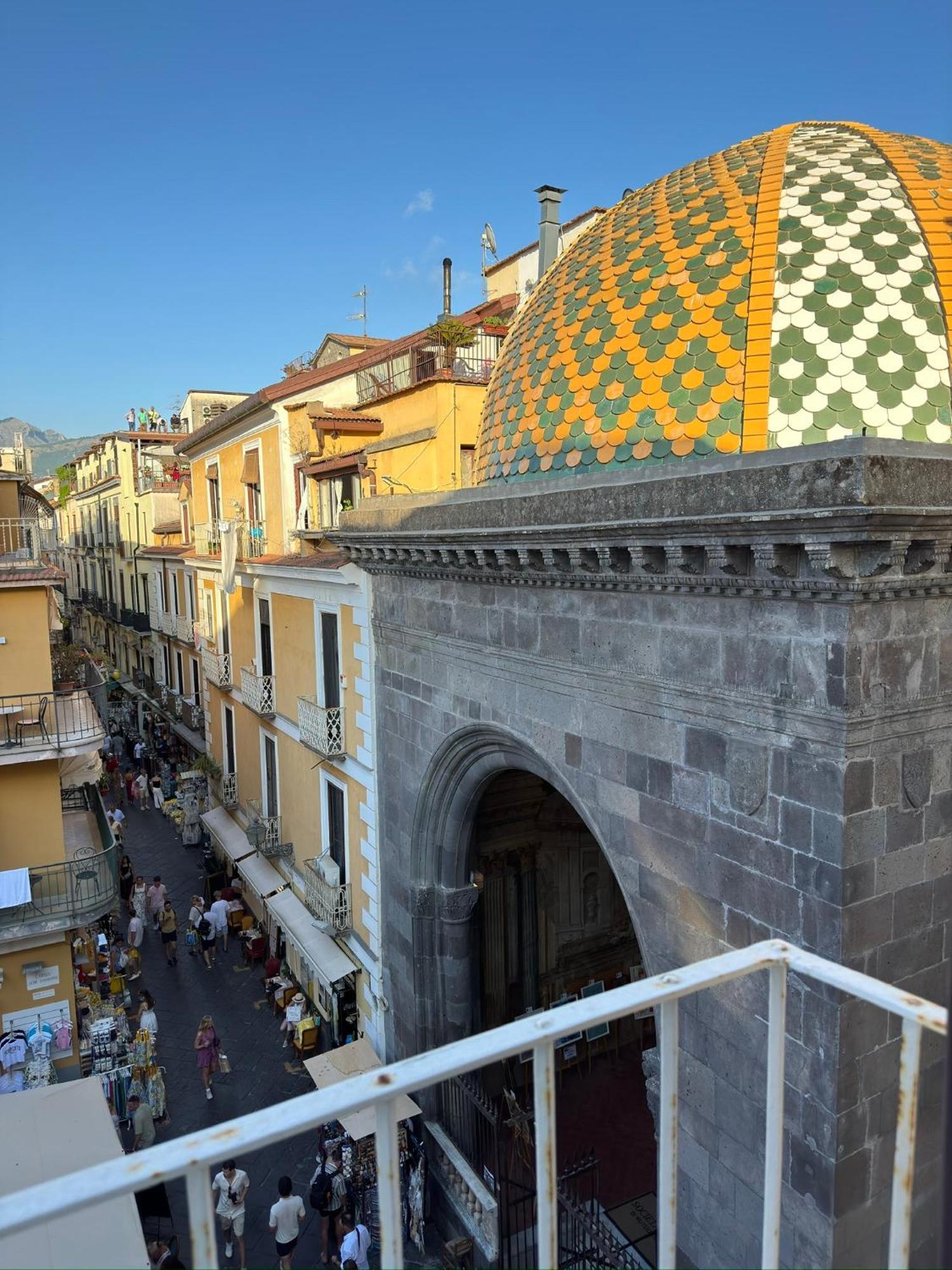 Palazzo Ammone - Sedil Dominova Apartment Sorrento Exterior foto